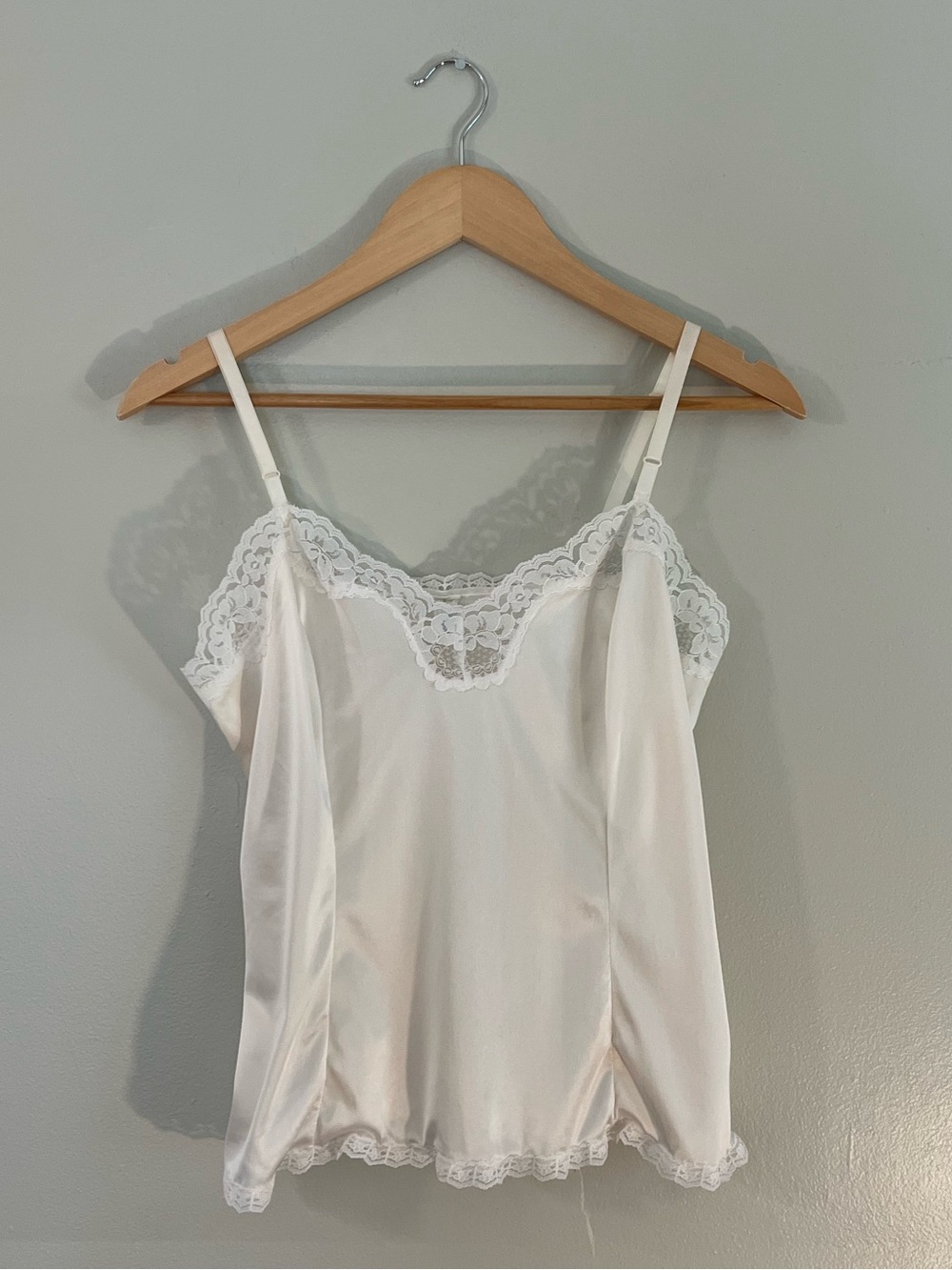 Vintage Mel-Lin white lace satin camisole top retro coquette bridal lingerie